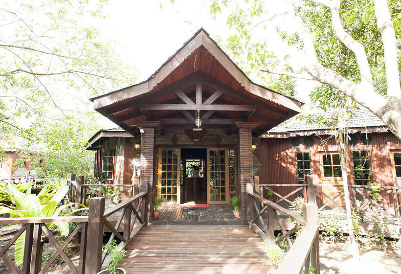 Sipadan Mangrove Sanctuary Resort