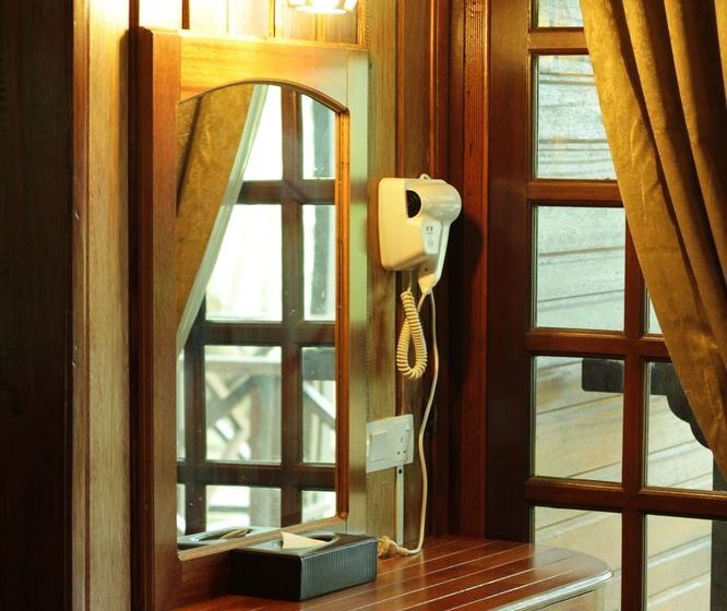 Sipadan Mangrove Sanctuary Resort