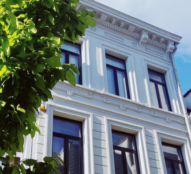 The 1880 Residence By Domani Hotels