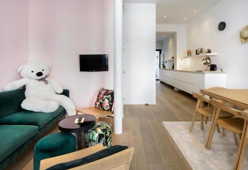 The 1880 Residence By Domani Hotels