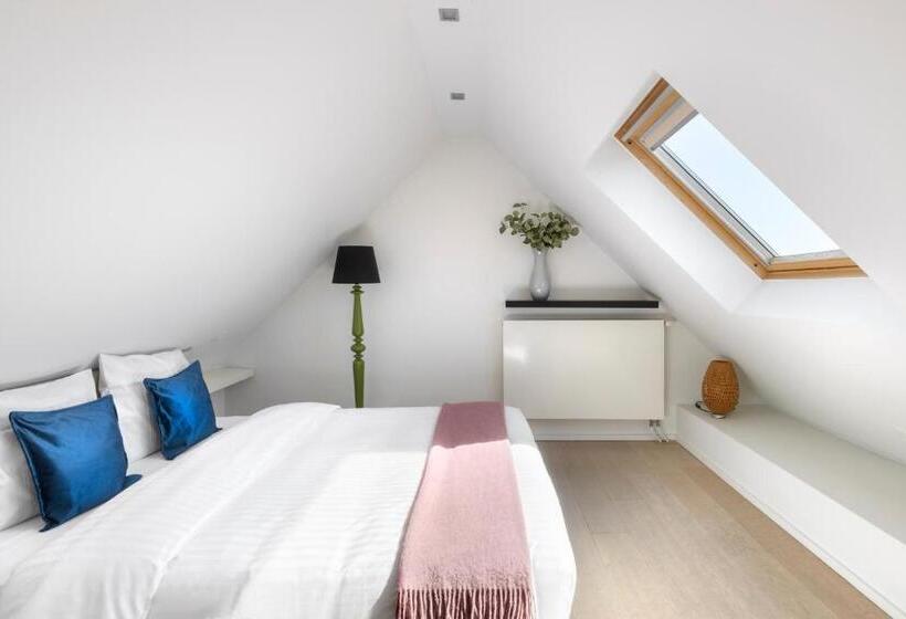 The 1880 Residence By Domani Hotels