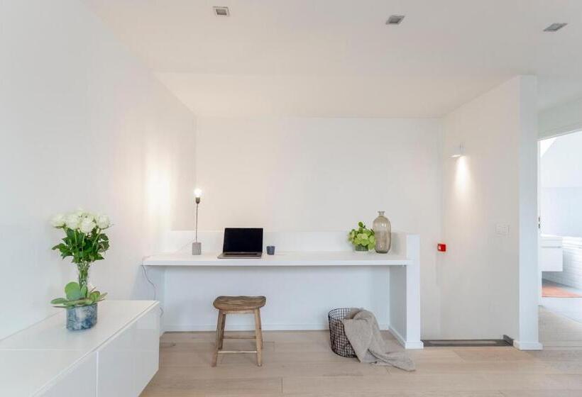 The 1880 Residence By Domani Hotels