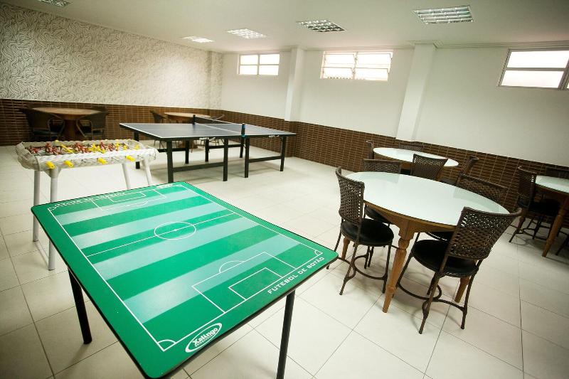 Отель Tropicanas Apart