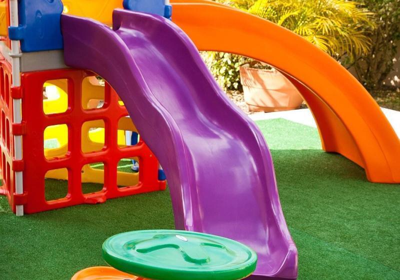 Отель Tropicanas Apart