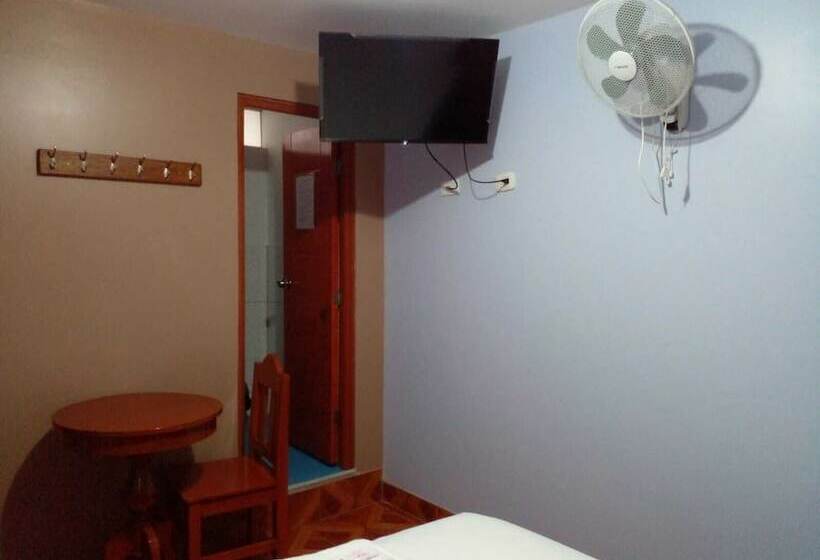 ユースホステル Hospedaje Feliz