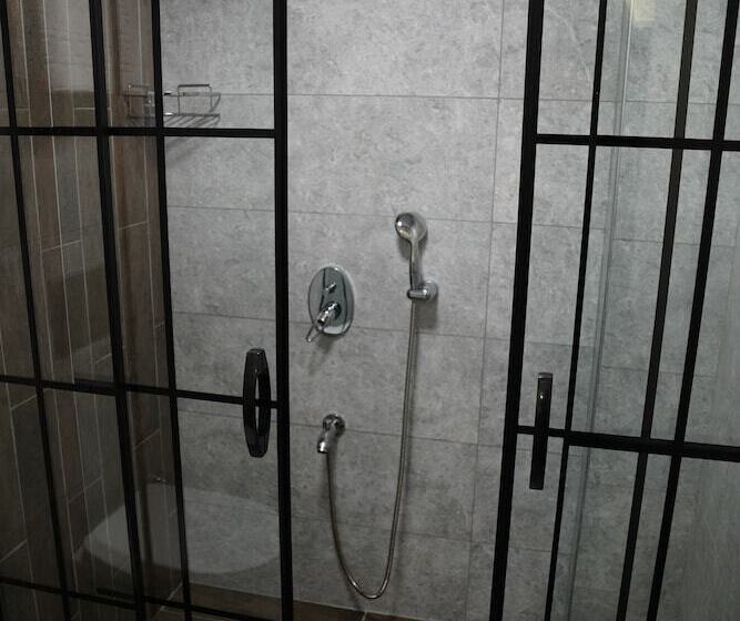 ホテル Akay Muhtarlar Evi