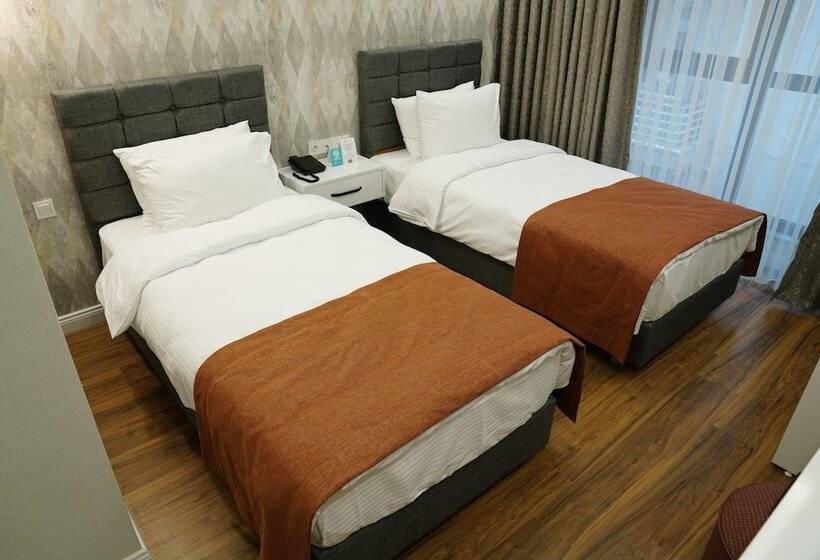 ホテル Akay Muhtarlar Evi