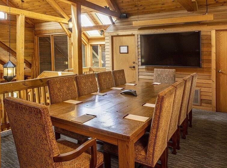 호텔 Baywood Conference Center