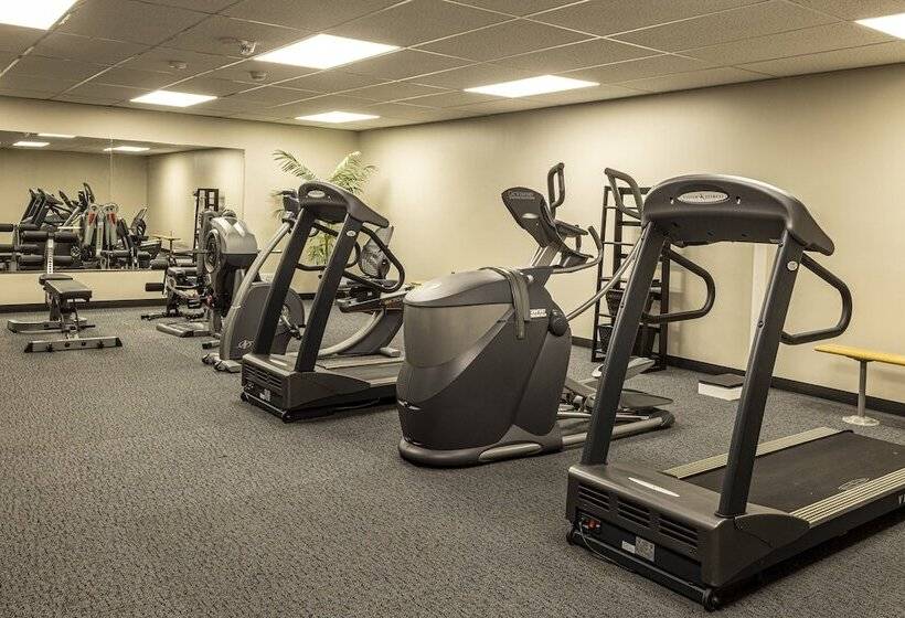 호텔 Baywood Conference Center