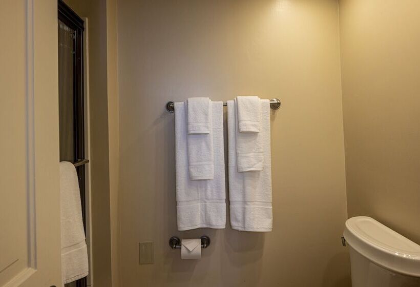 호텔 Baywood Conference Center