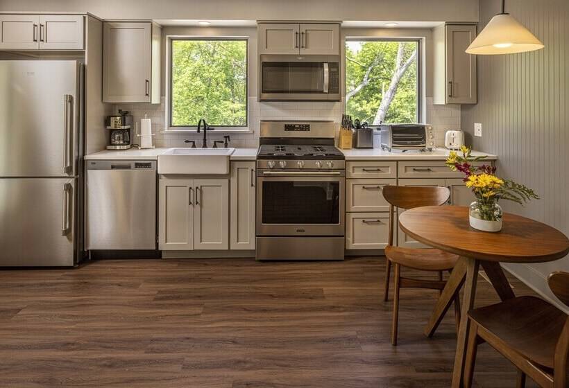 호텔 Baywood Conference Center