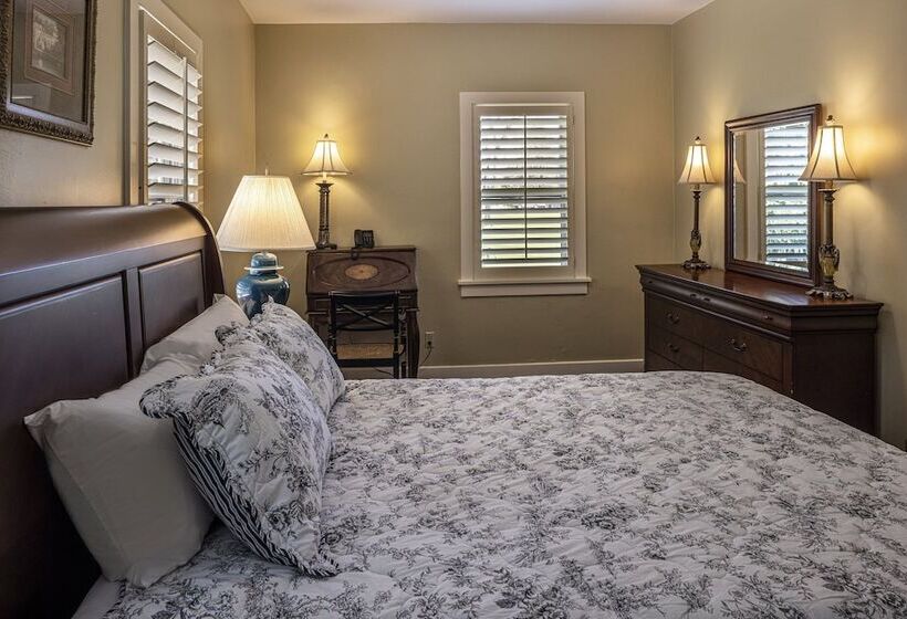 호텔 Baywood Conference Center