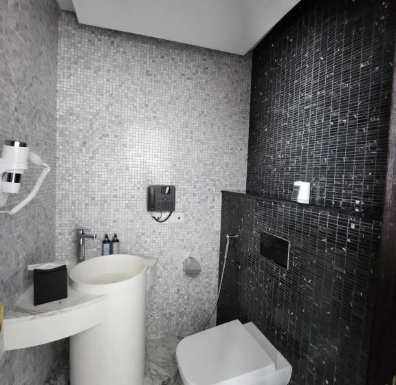 Century Marina Hotel   Lusail