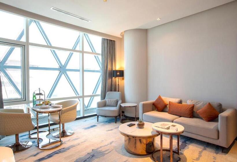 Century Marina Hotel   Lusail