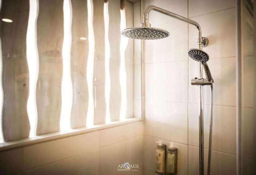 בית מלון כפרי Costanera