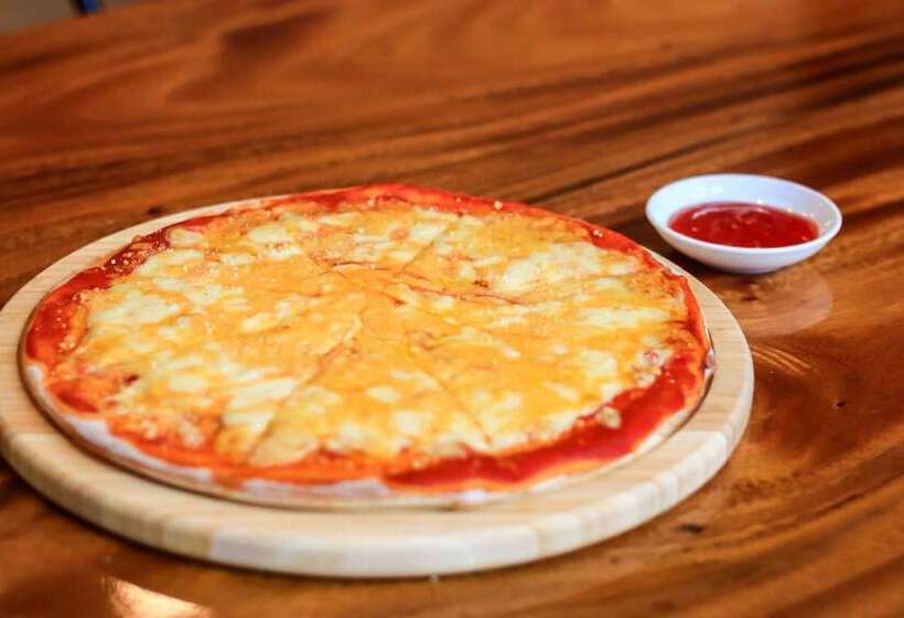 酒店 Josefina's Tourist Inn