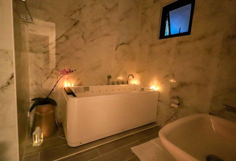 酒店 Josefina's Tourist Inn