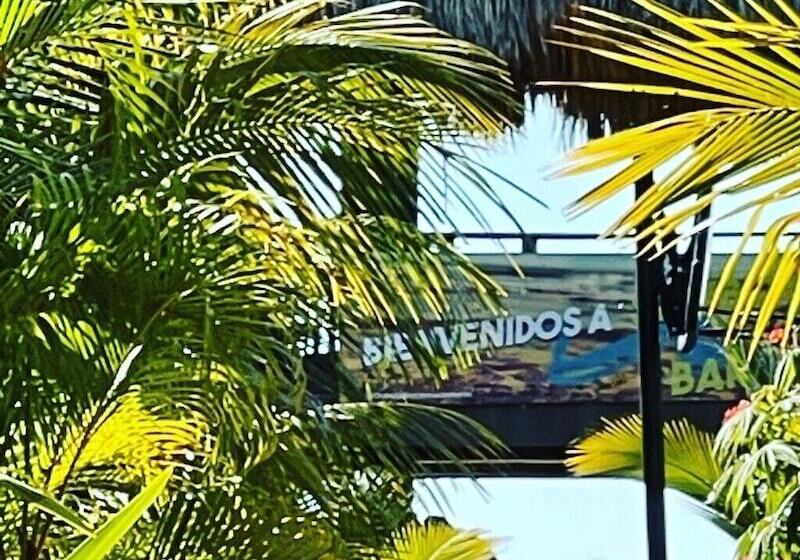 فندق Sambo Mambo Beach