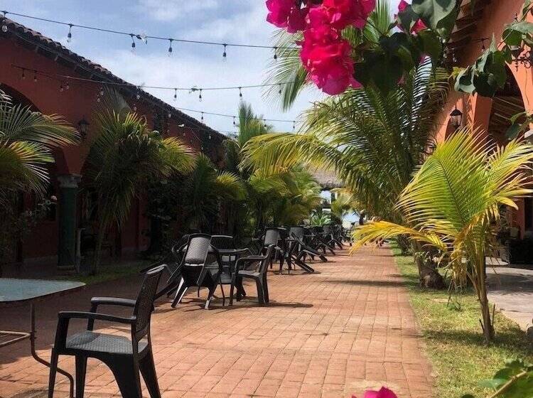 فندق Sambo Mambo Beach