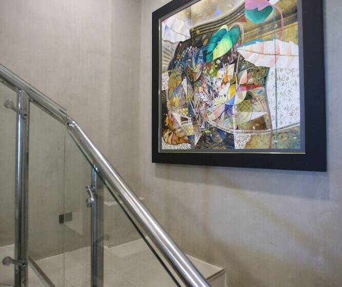 호텔 Acro Residences