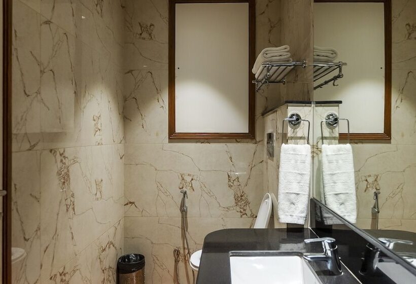 Отель Celebrant