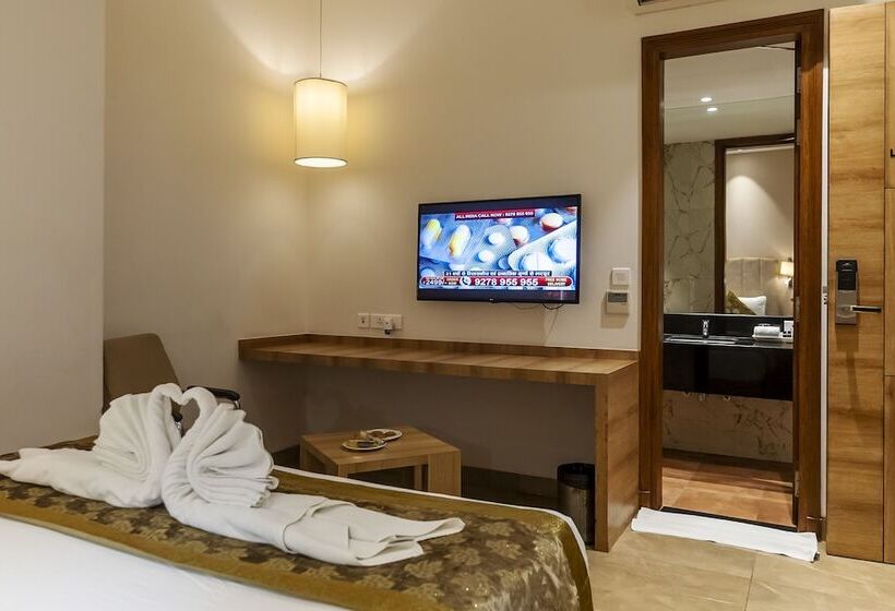 Отель Celebrant