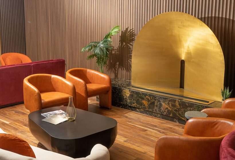 The House Hotel Al Khiran