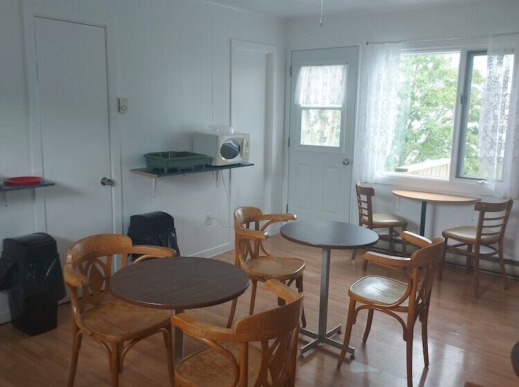 Motel Du Cap St Yvon