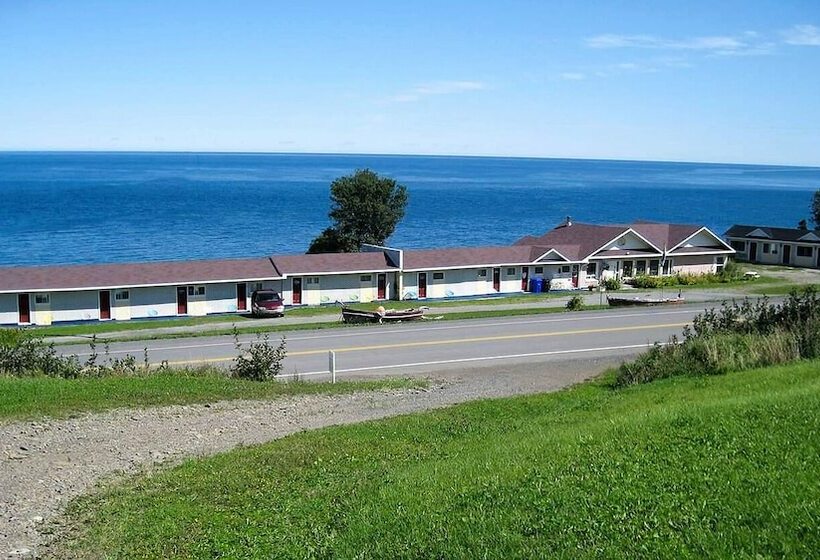 Motel Du Cap St Yvon