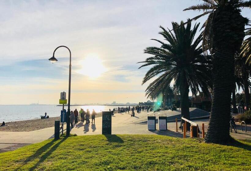 호스텔 Barkly Backpackers