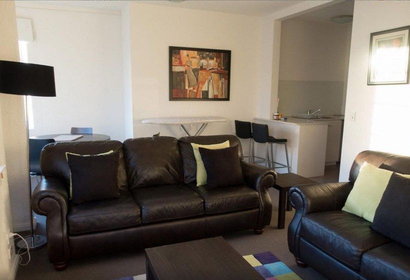 Albert Park Apartments