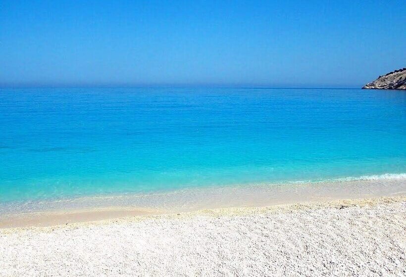 Alexander Apartments