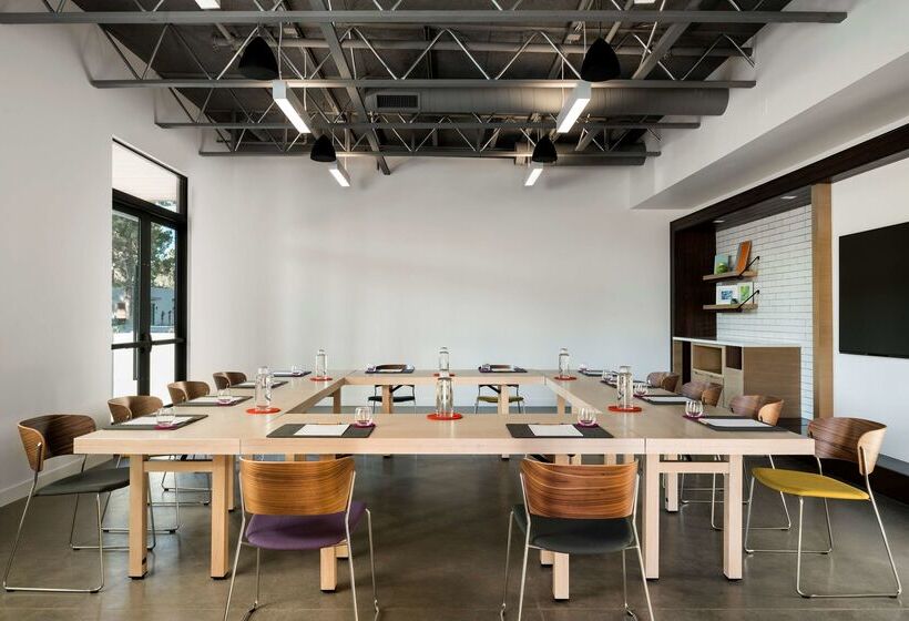 Andaz Scottsdale Resort & Bungalows