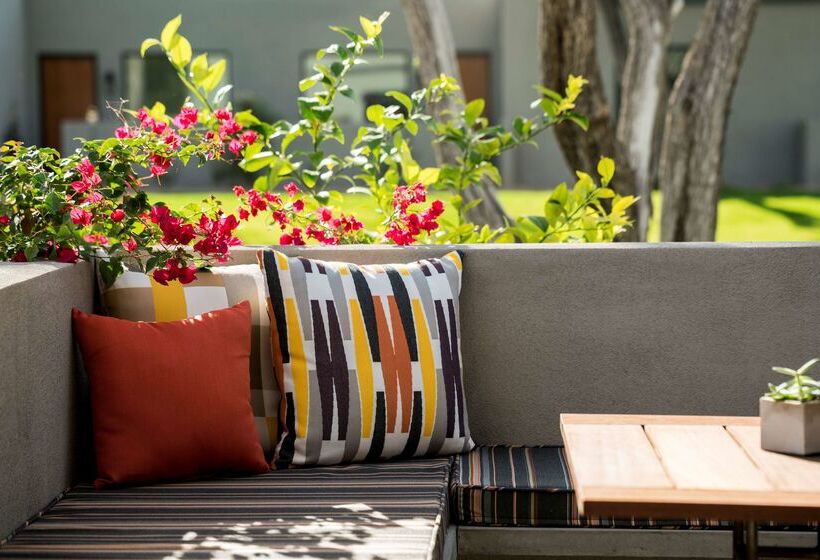 Andaz Scottsdale Resort & Bungalows