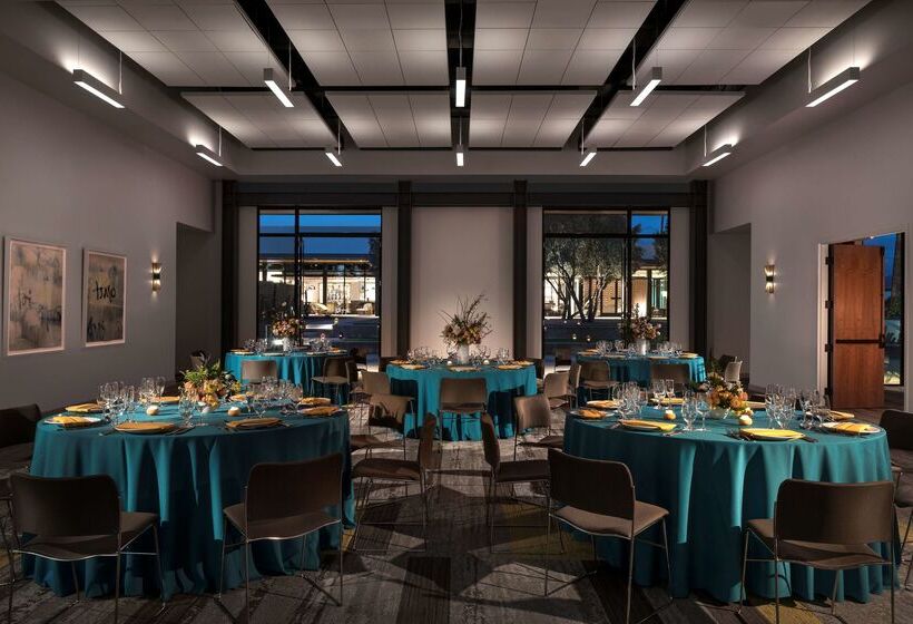 Andaz Scottsdale Resort & Bungalows