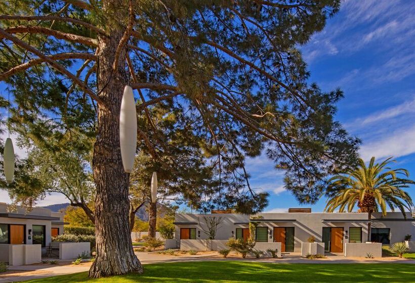 Andaz Scottsdale Resort & Bungalows
