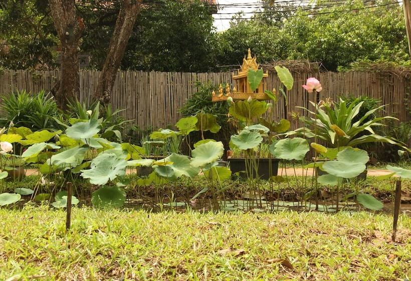 Ashia Hotel & Lounge