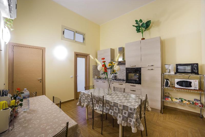 تختخواب و صبحانه Sicily In Love 2   Rooms & Breakfast