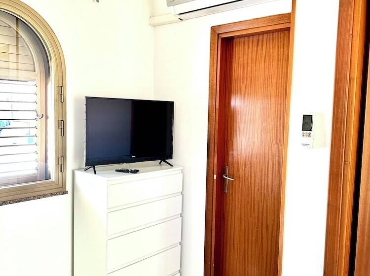 تختخواب و صبحانه Sicily In Love 2   Rooms & Breakfast