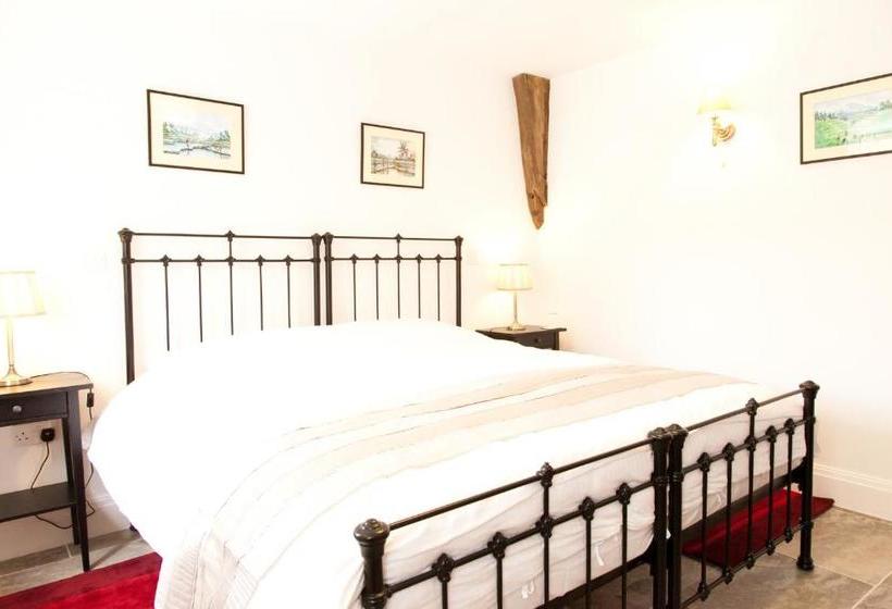 Belmont Bed And Breakfast