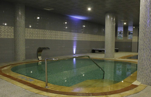 בית מלון כפרי Wyndham Afyonkarahisar Thermal & Spa