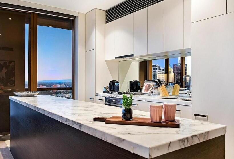 Corporate Keys   Freshwater Place