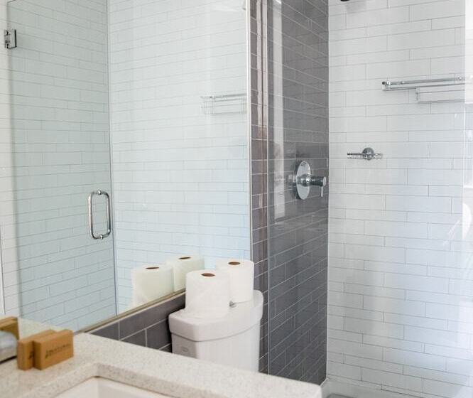 Dharma Home Suites Hoboken At Novia