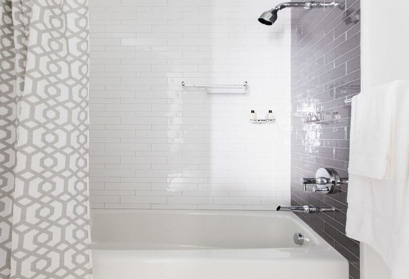 Dharma Home Suites Hoboken At Novia