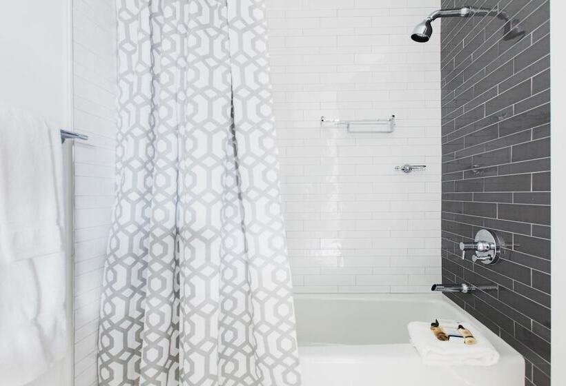 Dharma Home Suites Hoboken At Novia