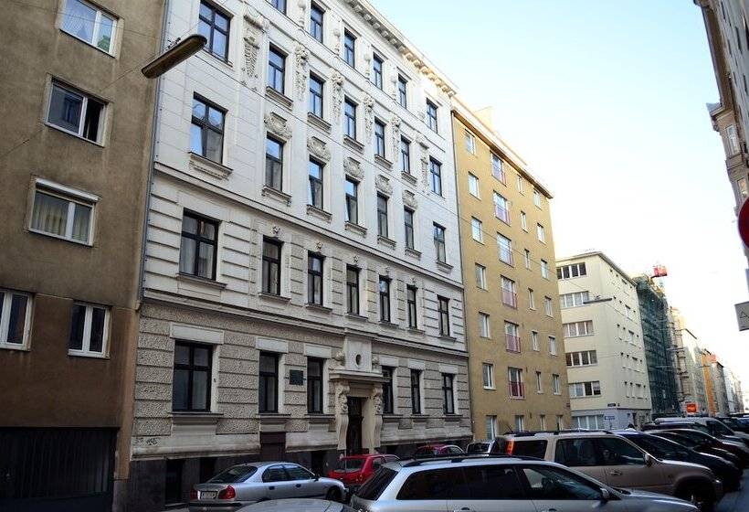 Govienna Belvedere Apartment