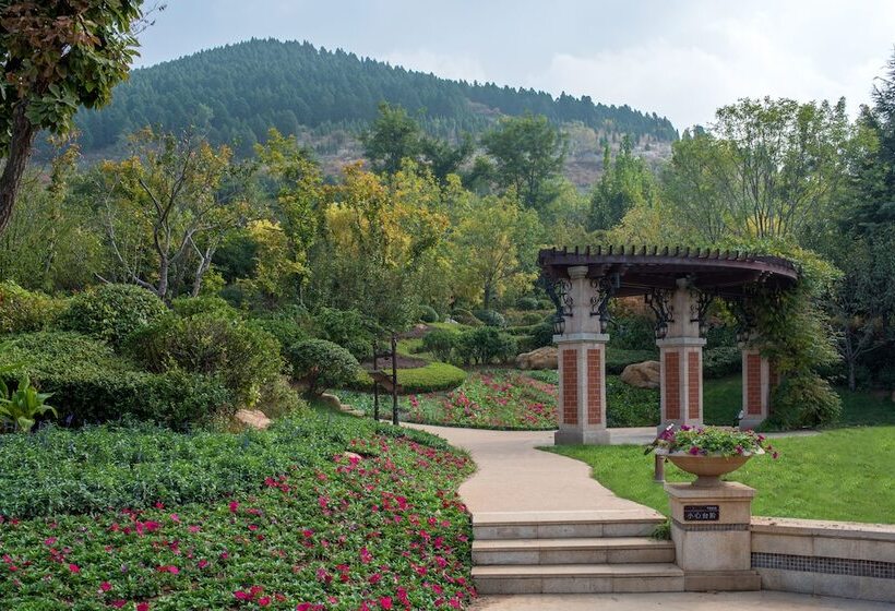 Hilton Jinan South Hotel & Residences