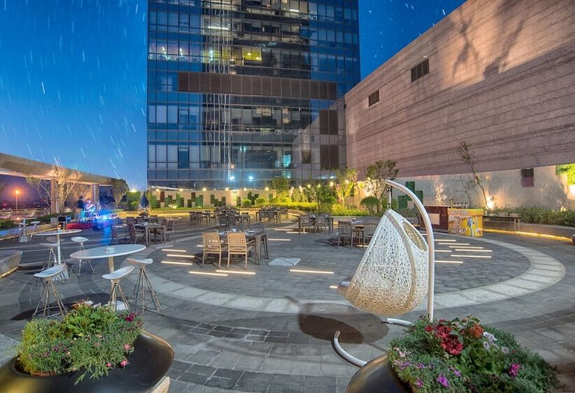 Hilton Jinan South Hotel & Residences