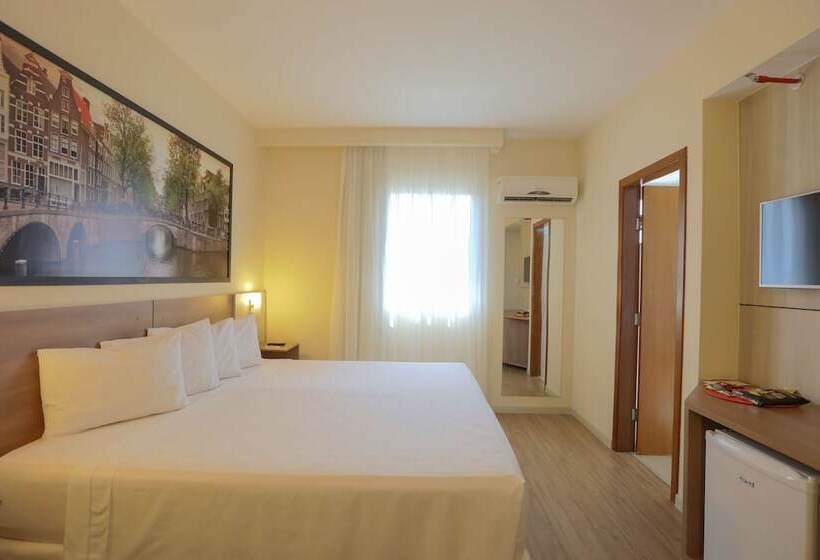 酒店 Amsterdam Montes Claros