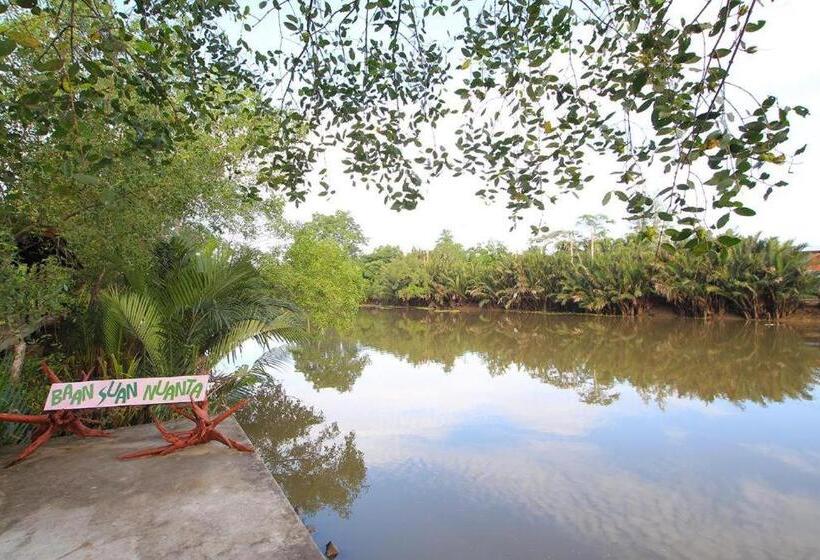 Отель Baan Suan Nuan Ta
